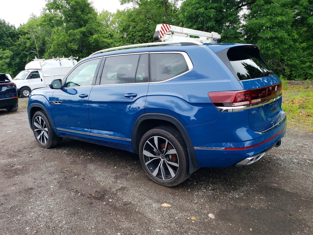 Salvage 2025 Volkswagen Atlas Sel Premium R-line