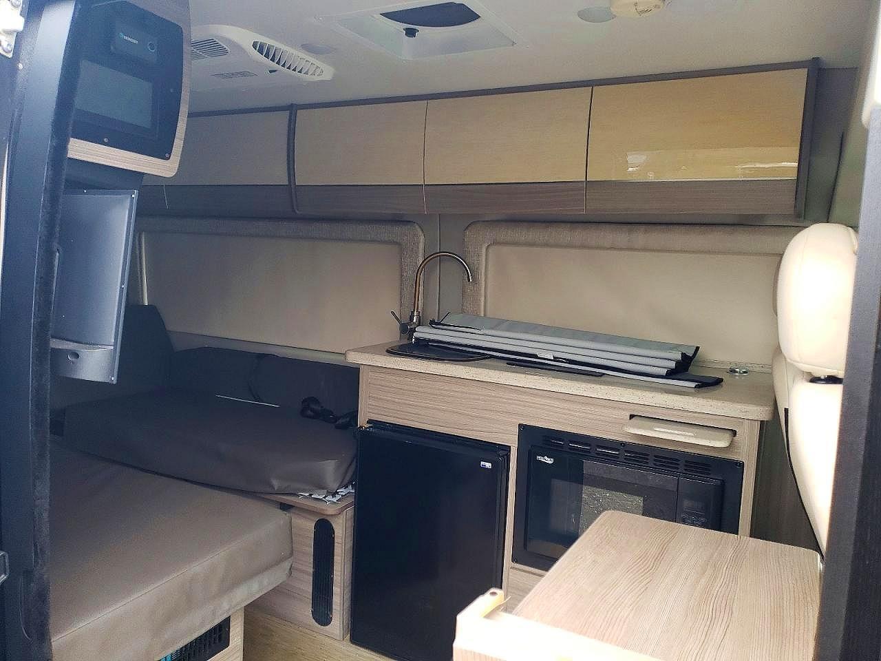 Salvage 2021 Jayco Swift Li