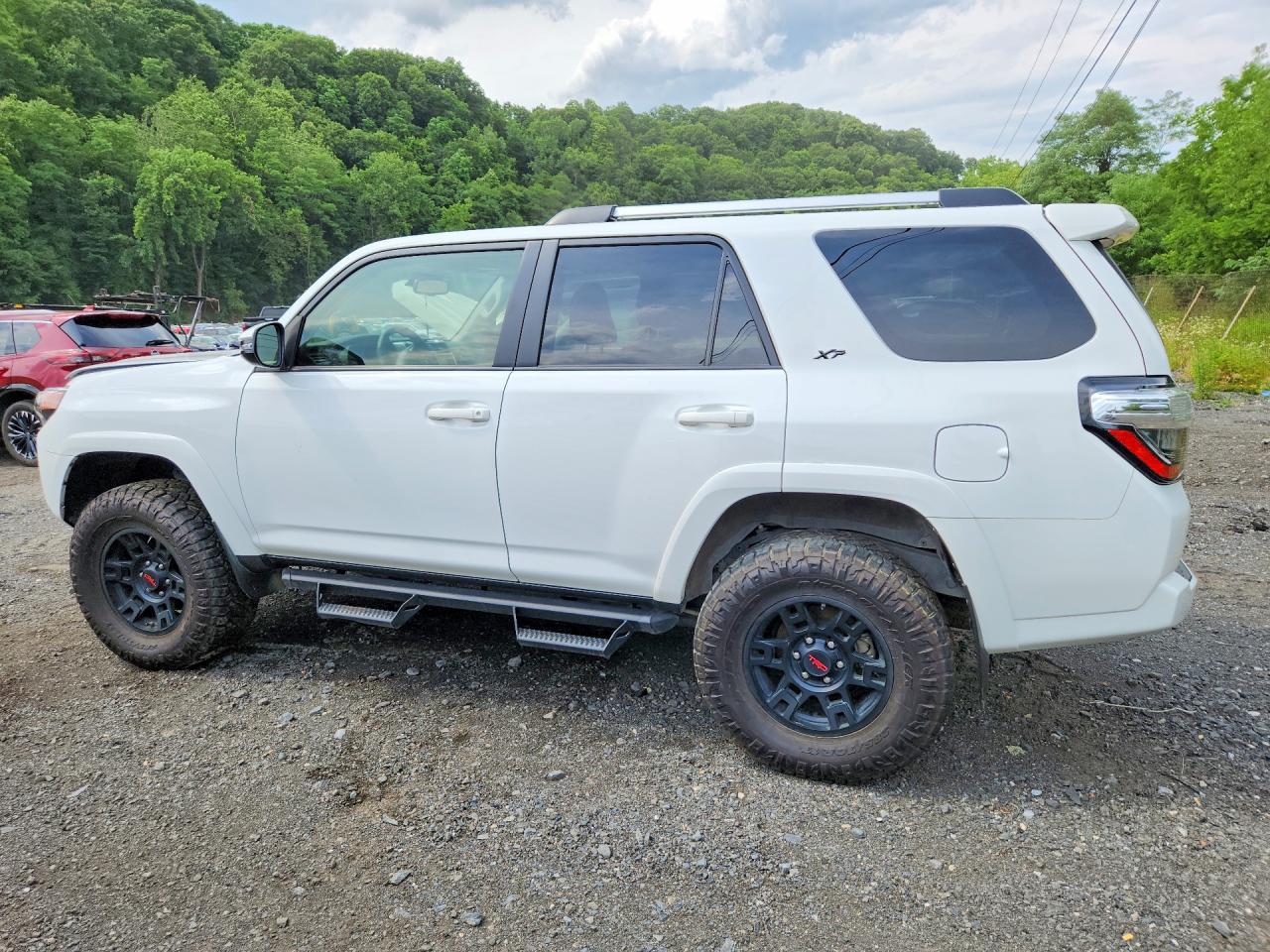 Salvage 2024 Toyota 4runner 
