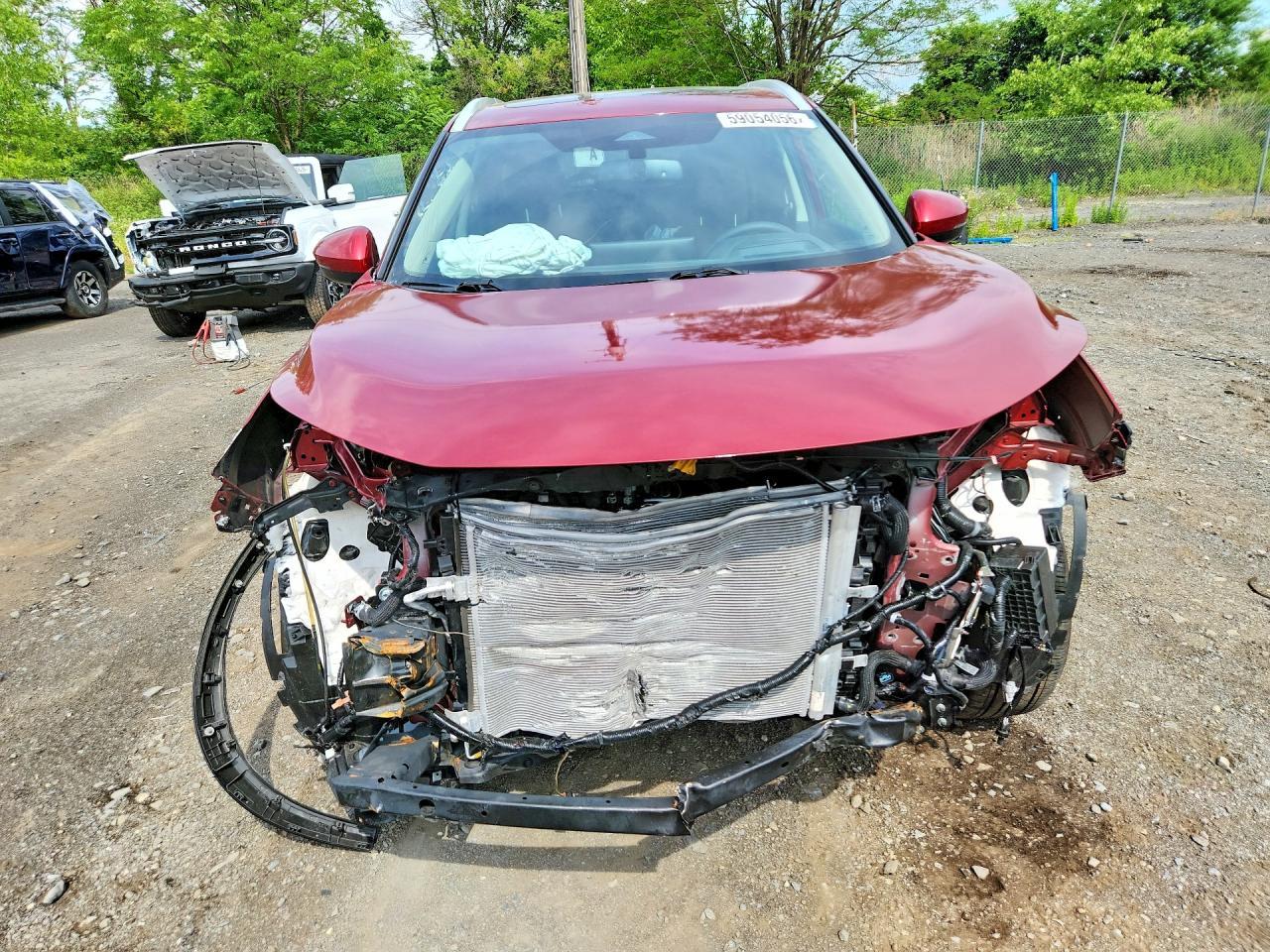 Salvage 2025 Nissan Rogue Platinum