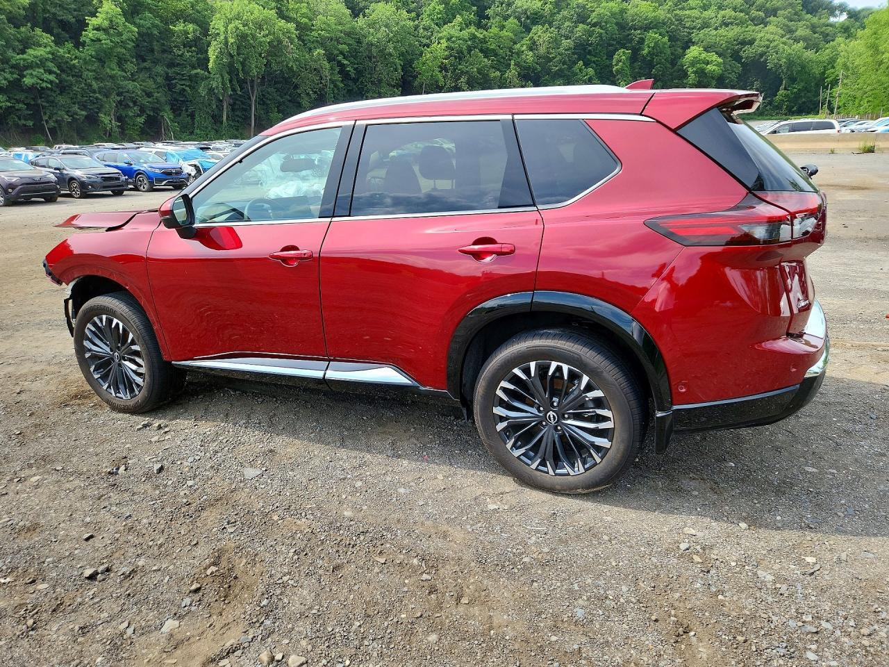 Salvage 2025 Nissan Rogue Platinum