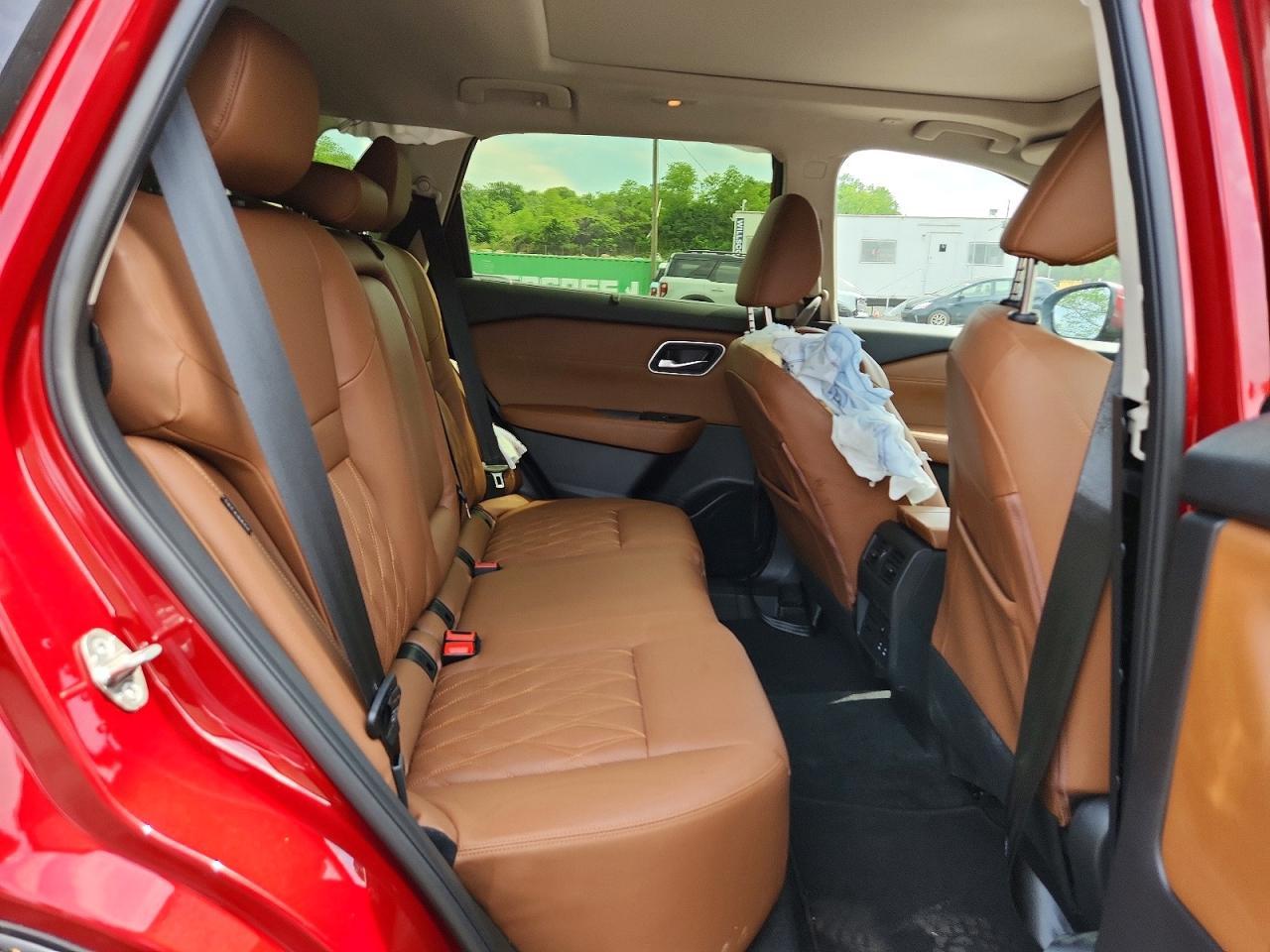 Salvage 2025 Nissan Rogue Platinum