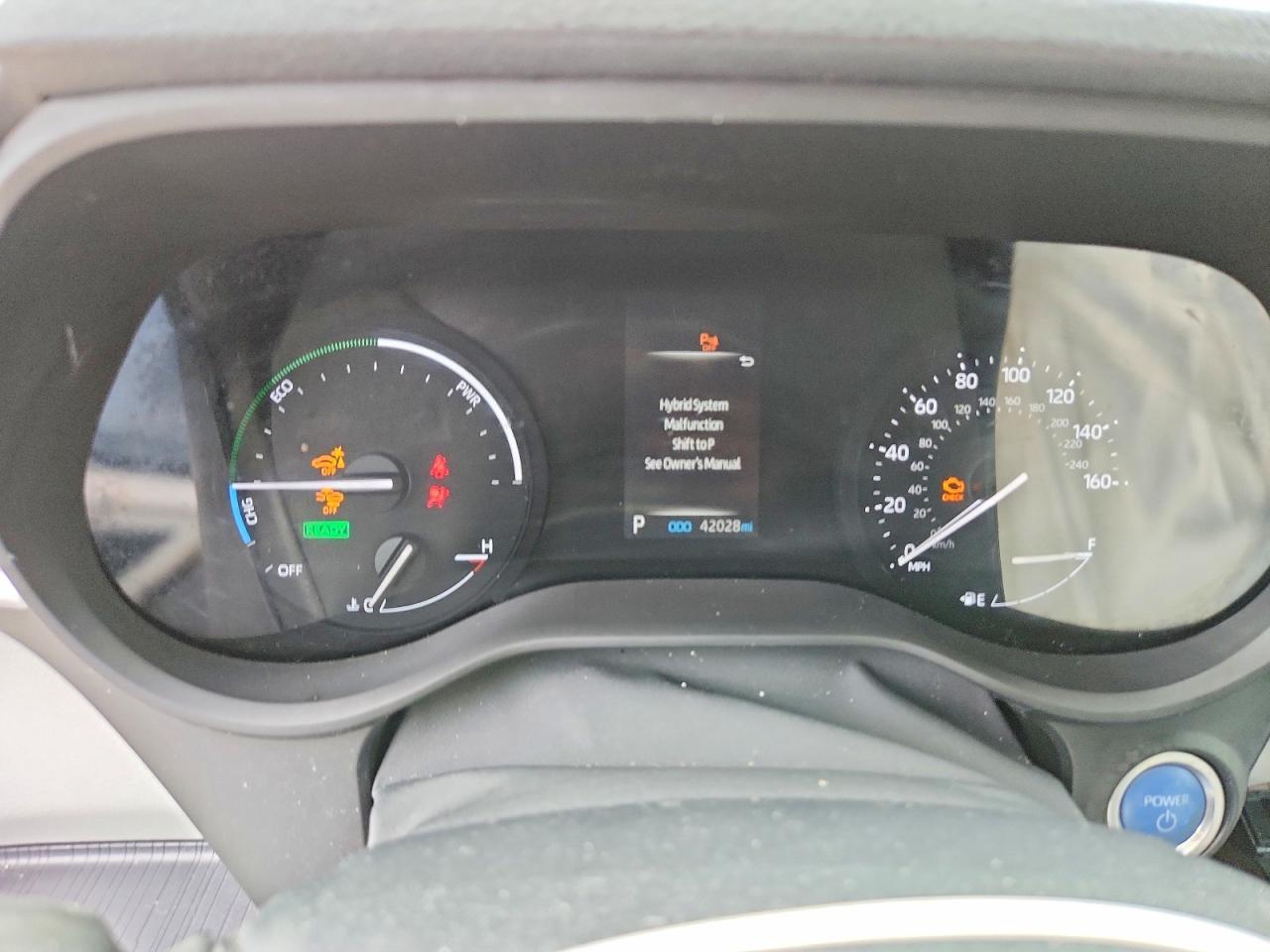 Salvage 2024 Toyota Sienna Xle