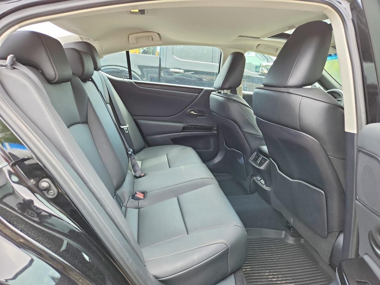 Salvage 2024 Lexus Es 350 