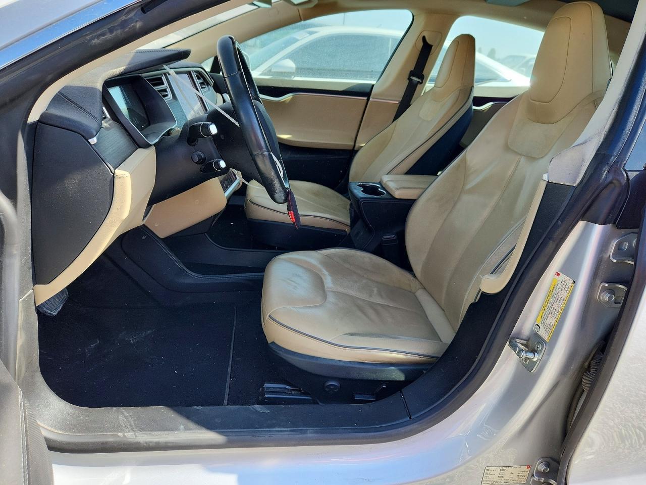 Salvage 2014 Tesla Model S 