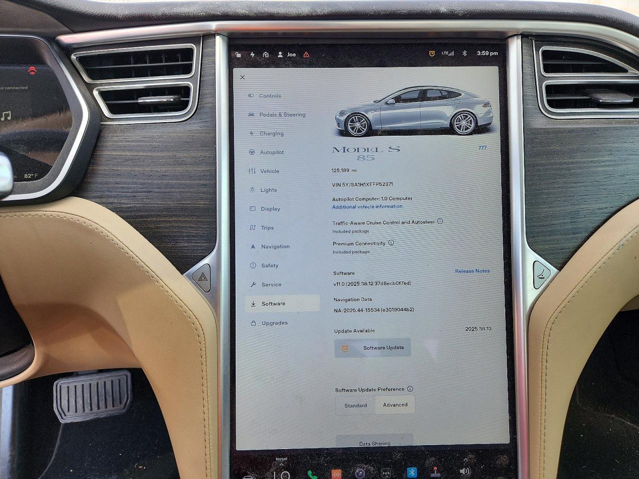 Salvage 2014 Tesla Model S 