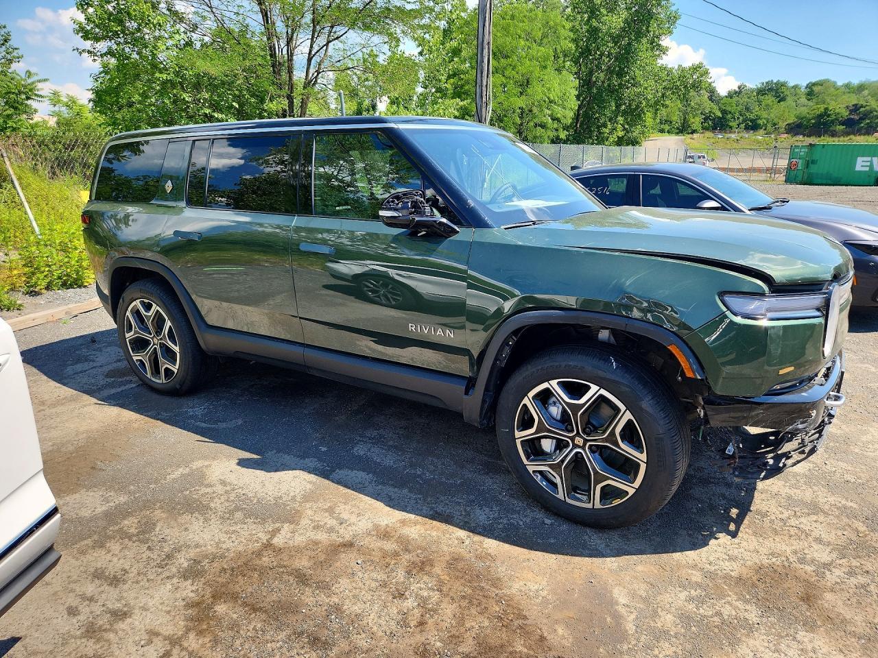 Salvage 2026 Rivian R1s Adventure