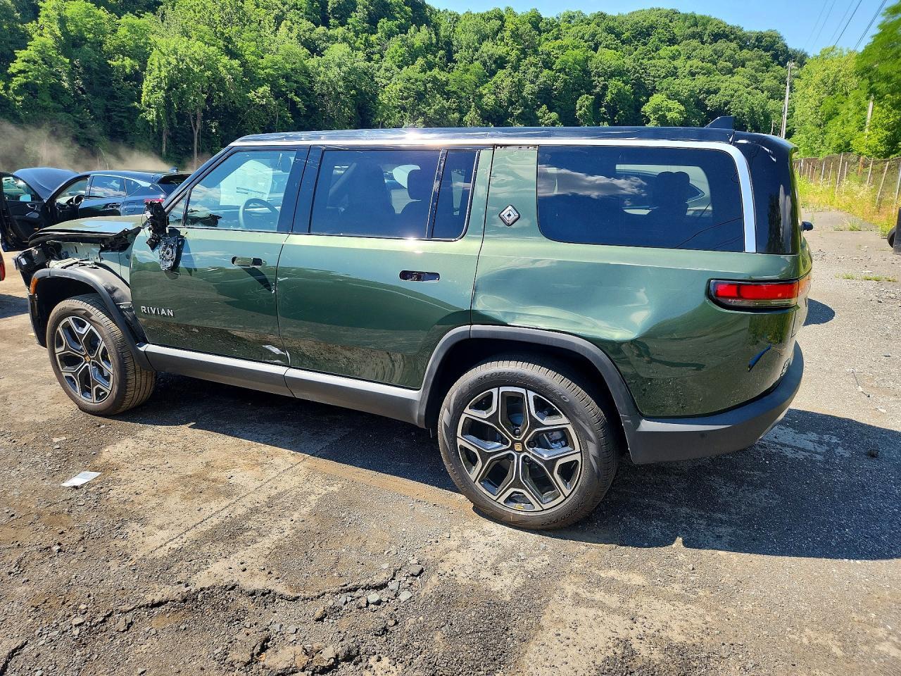 Salvage 2026 Rivian R1s Adventure