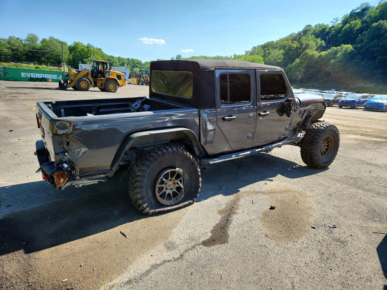 Salvage 2023 Jeep Gladiator Rubicon