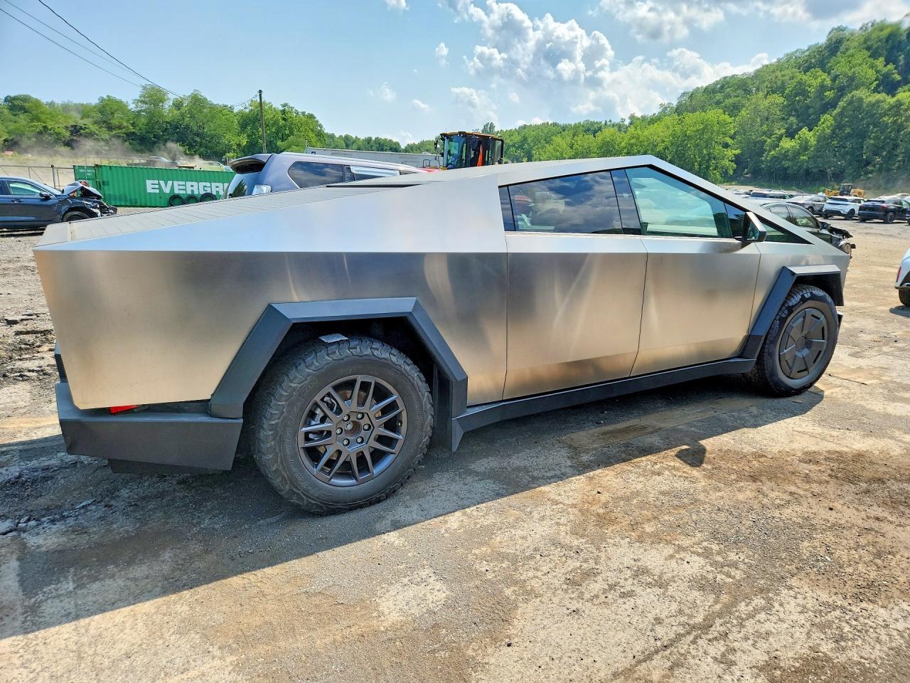 Salvage 2026 Tesla Cybertruck 