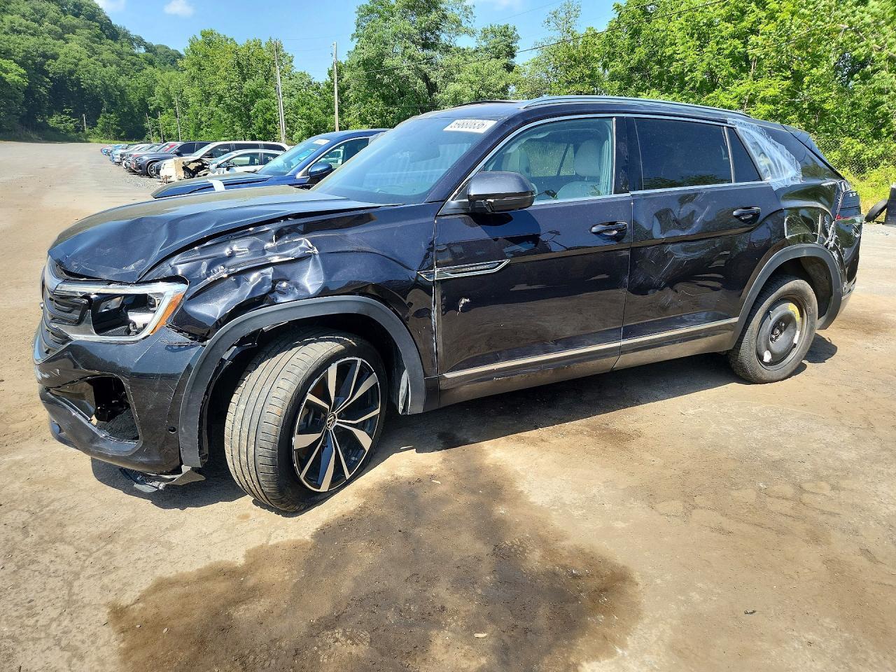Salvage 2024 Volkswagen Atlas Cross Sport Sel Premium R-line