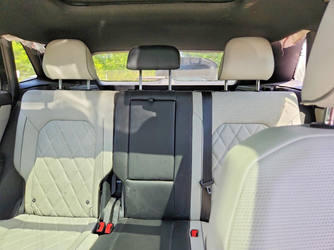 Salvage 2024 Volkswagen Atlas Cross Sport Sel Premium R-line