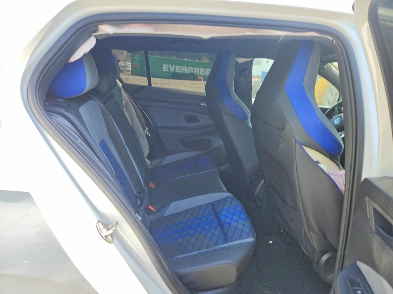 Salvage 2025 Volkswagen Golf R