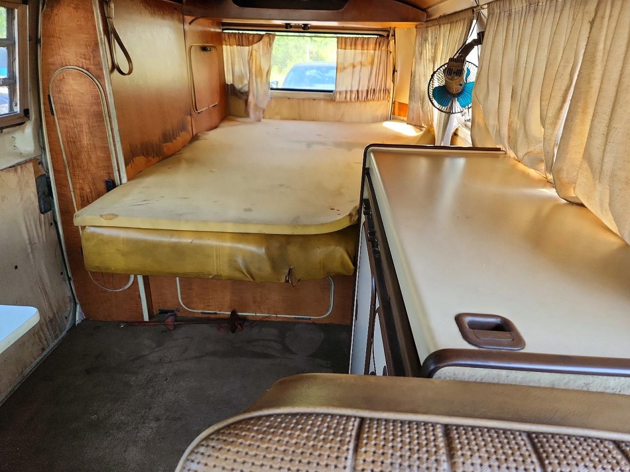 Salvage 1970 Volkswagen Transporter 