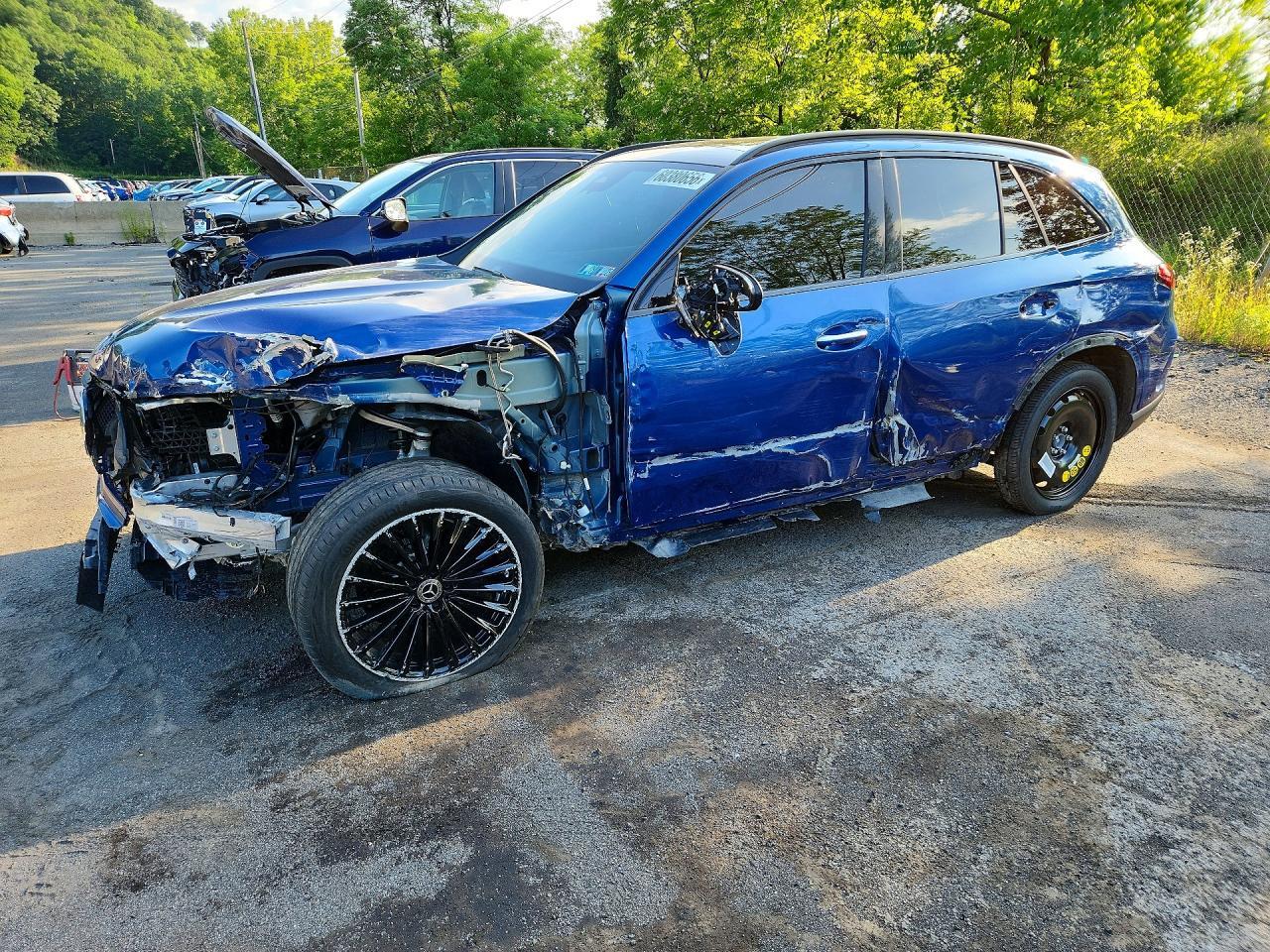 Salvage 2023 Mercedes Benz Glc 300 4matic