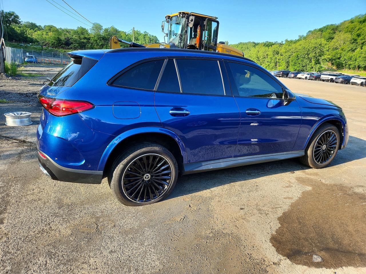 Salvage 2023 Mercedes Benz Glc 300 4matic