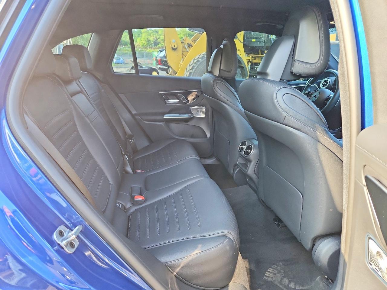 Salvage 2023 Mercedes Benz Glc 300 4matic
