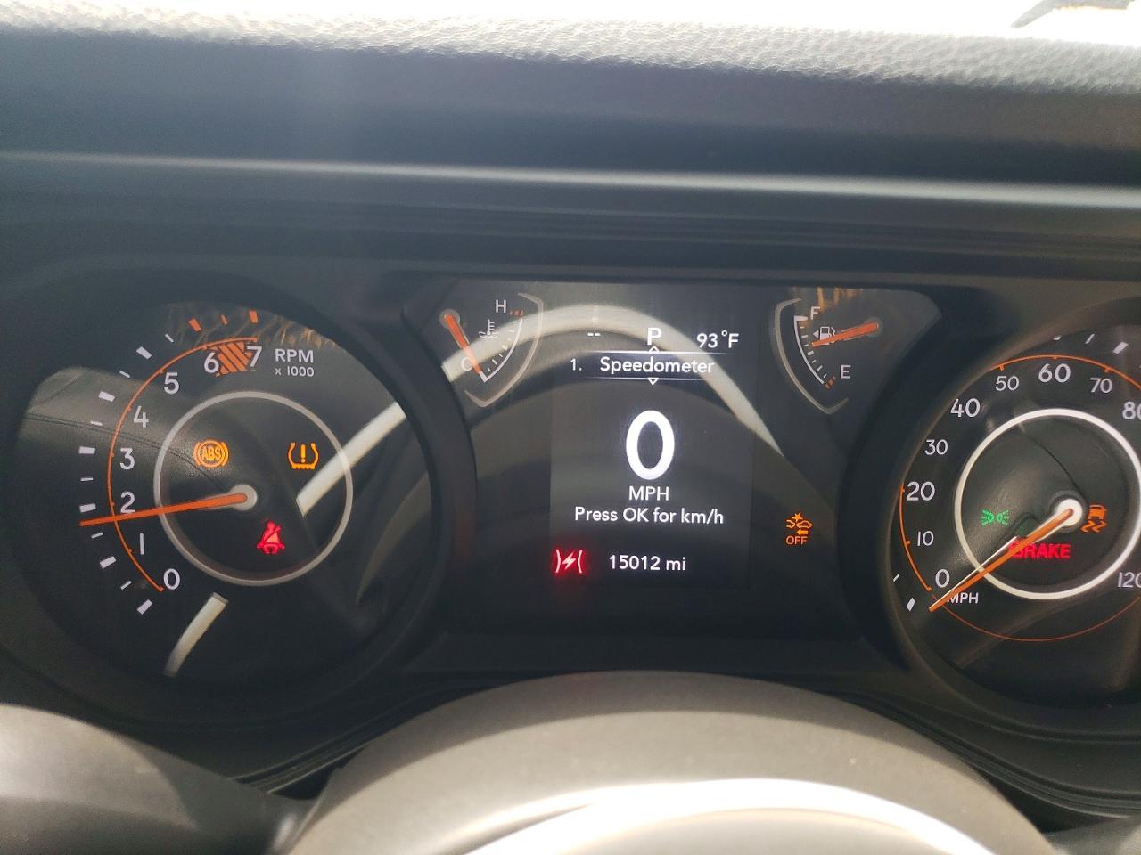 Salvage 2024 Jeep Wrangler 