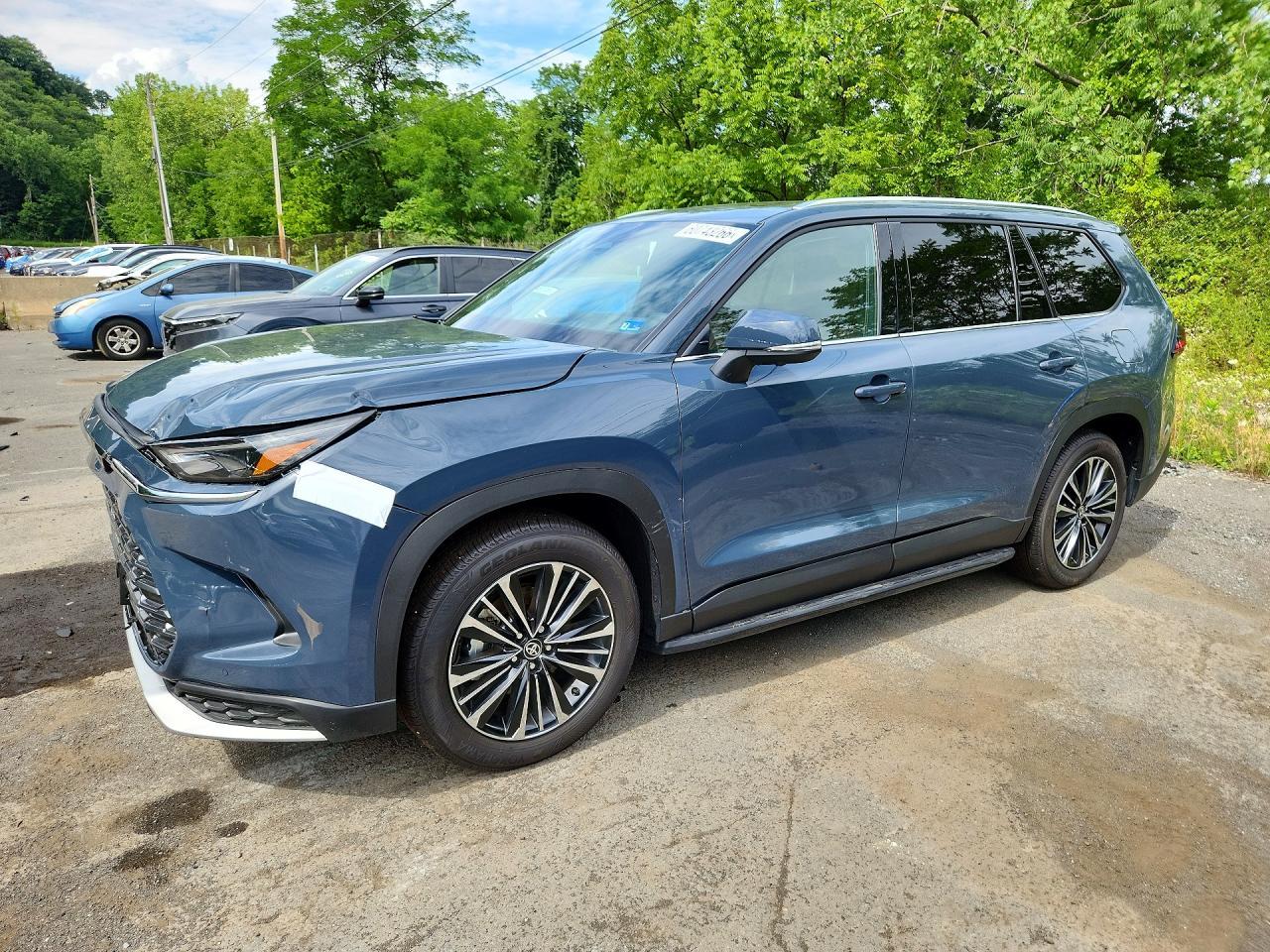 Salvage 2026 Toyota Grand Highlander Hybrid Max Platinum