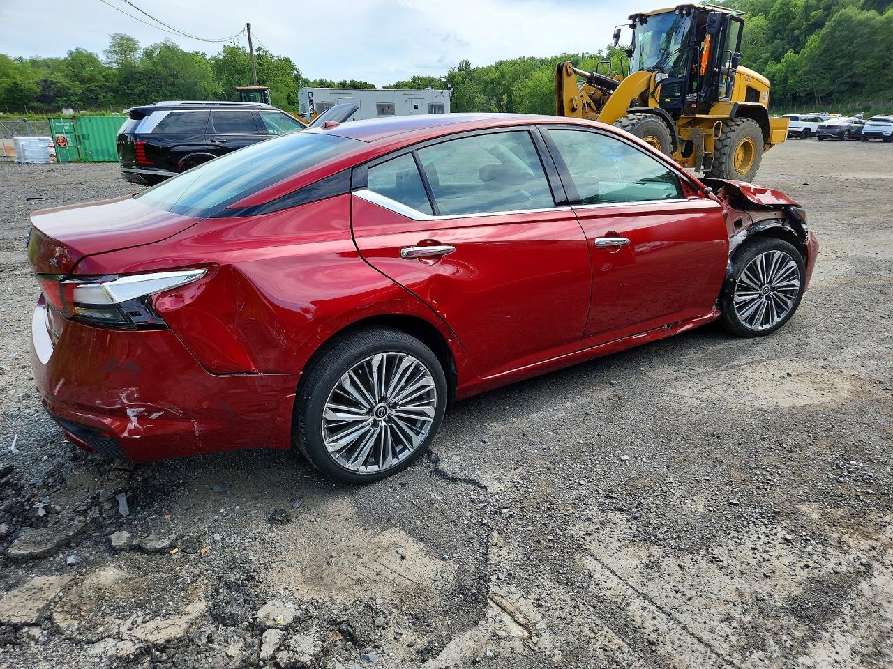 Salvage 2024 Nissan Altima Sl