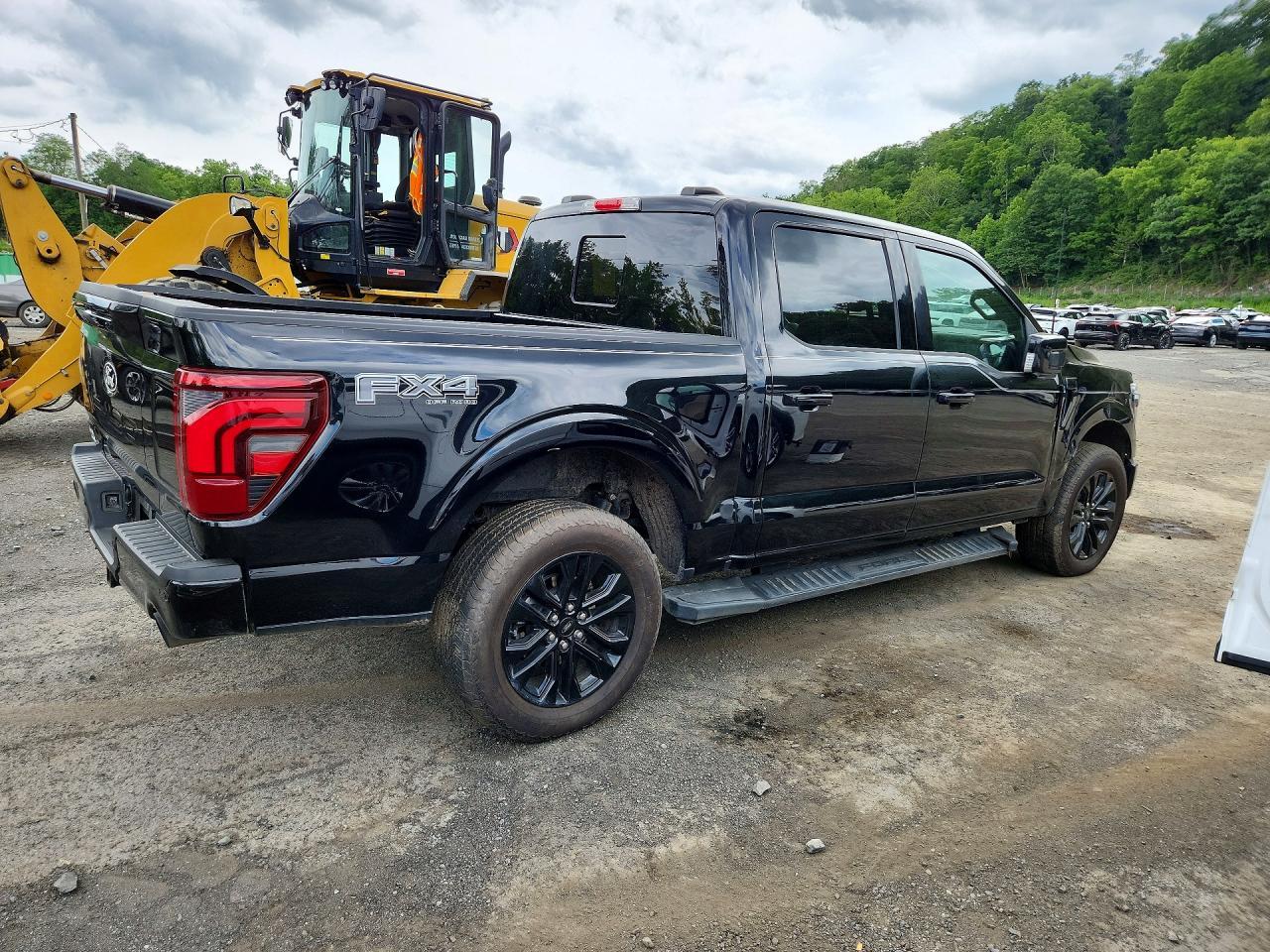 Авто з США 2025 Ford F150 Lariat