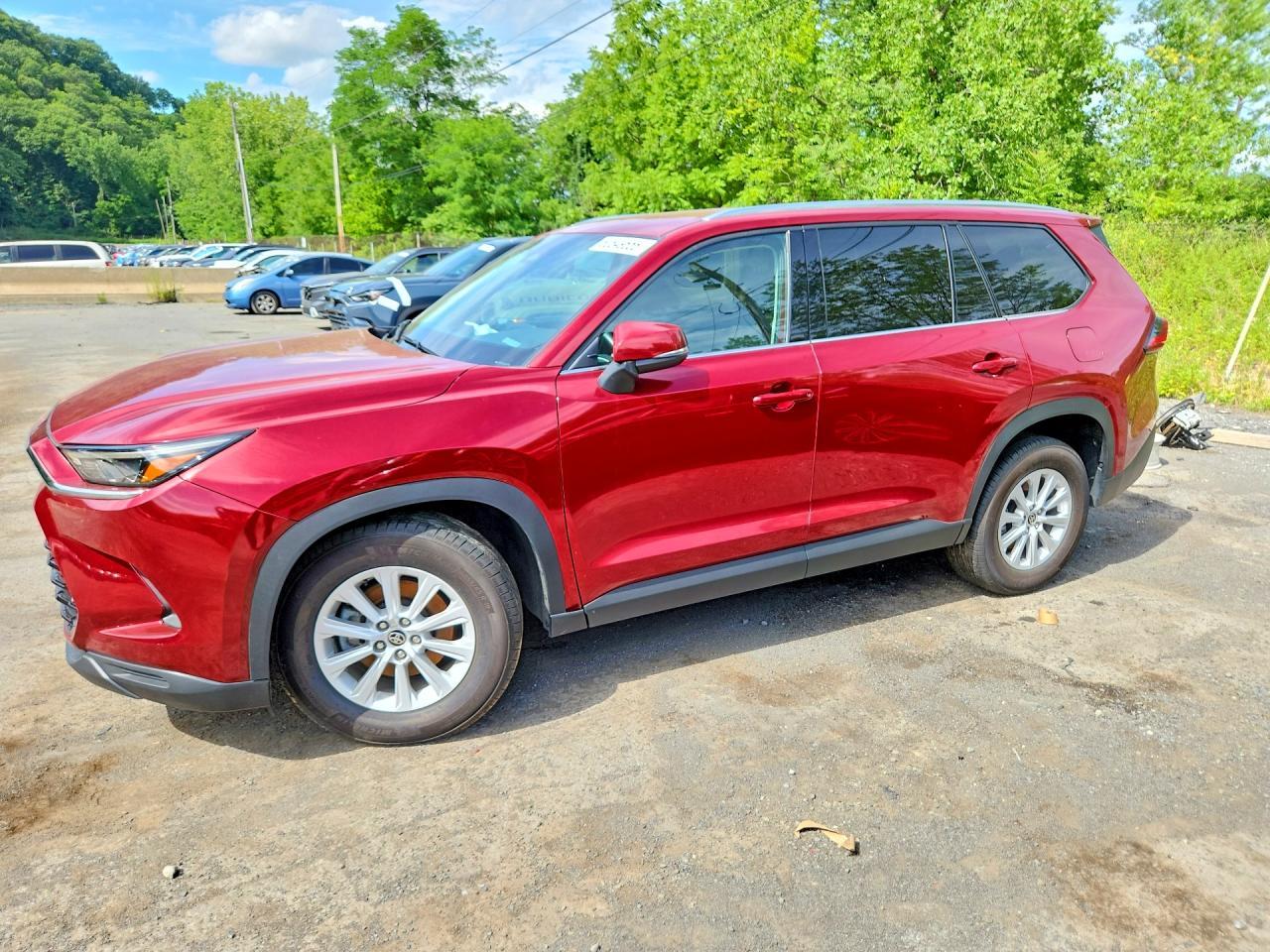 Salvage 2024 Toyota Grand Highlander Xle