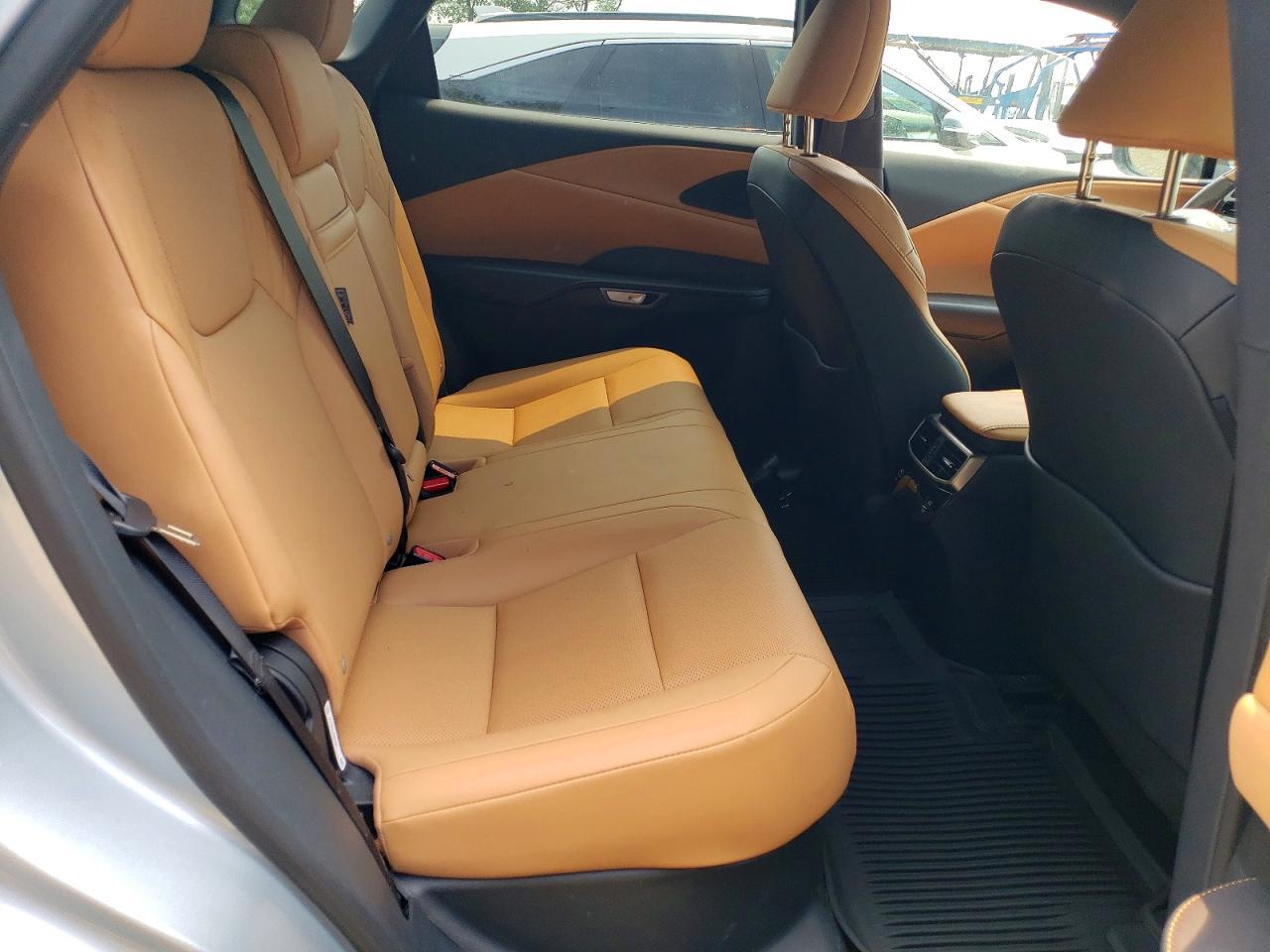 Salvage 2025 Lexus Rx 350 