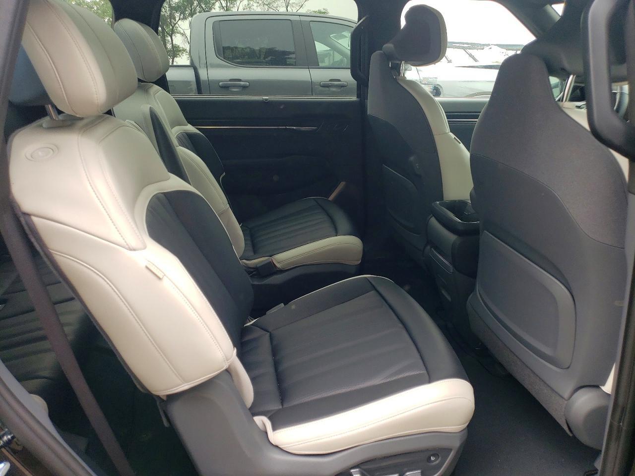 Salvage 2024 Kia Ev9 Gt Line