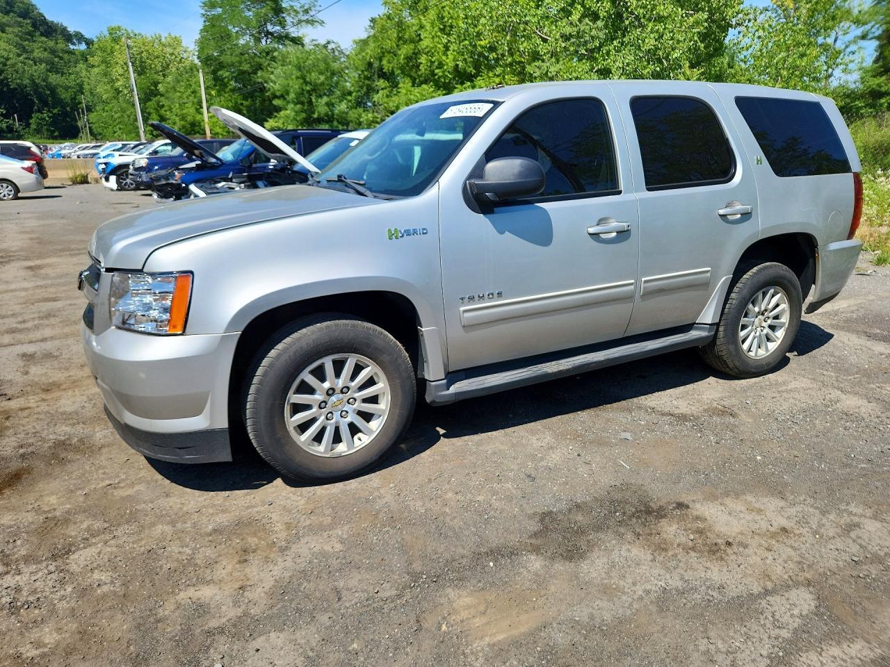 Salvage 2011 Chevrolet Tahoe Hybrid