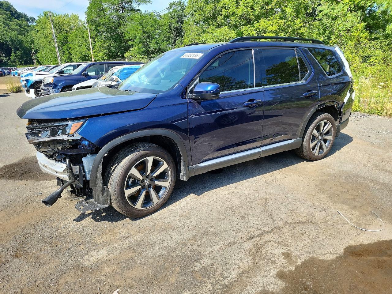 Salvage 2025 Honda Pilot Touring