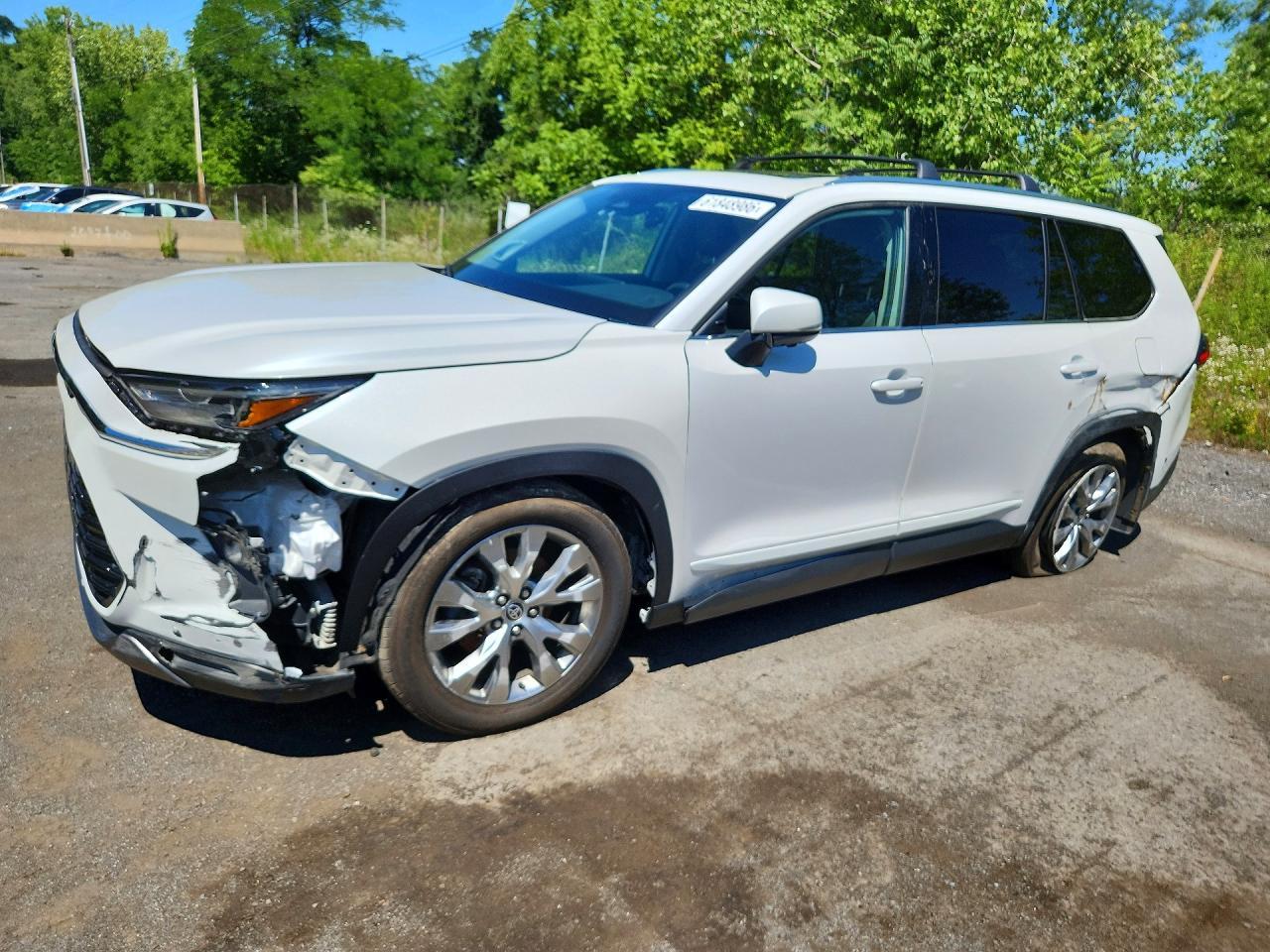 Salvage 2024 Toyota Grand Highlander Hybrid Limited