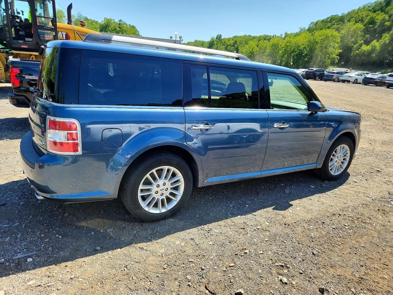 Salvage 2019 Ford Flex 
