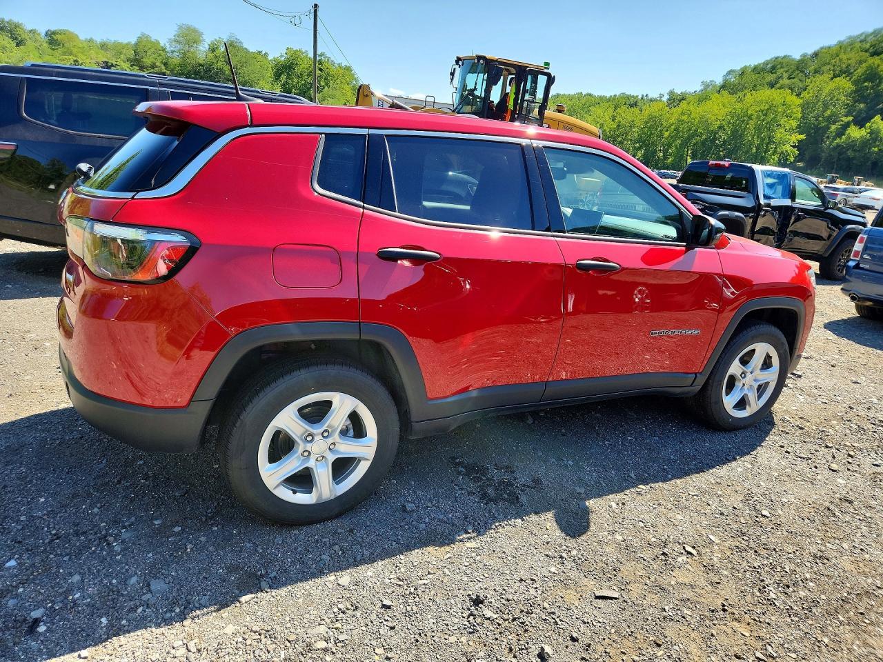 Salvage 2024 Jeep Compass Sport