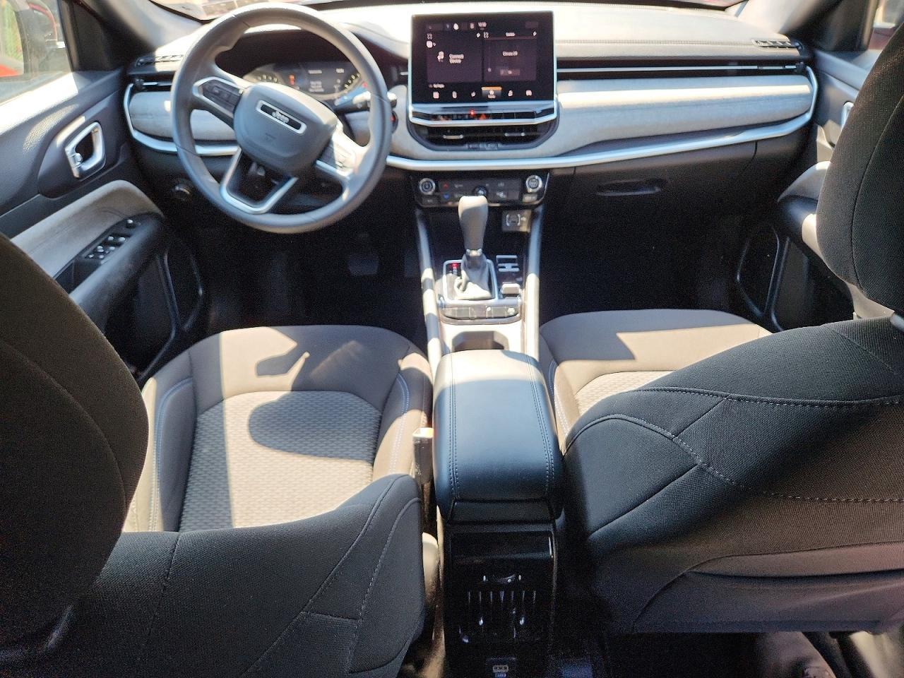 Salvage 2024 Jeep Compass Sport