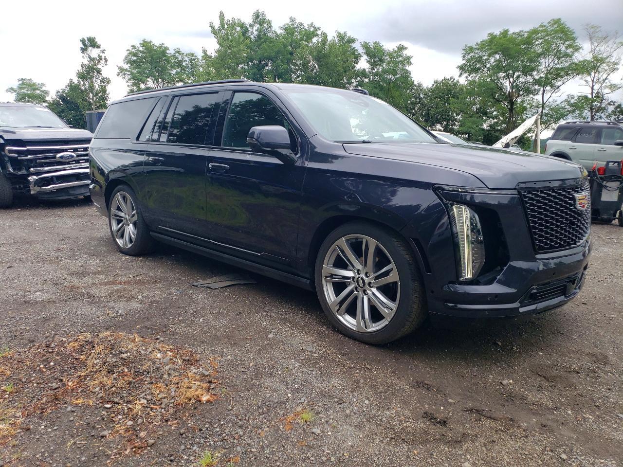 Salvage 2025 Cadillac Escalade Esv Sport
