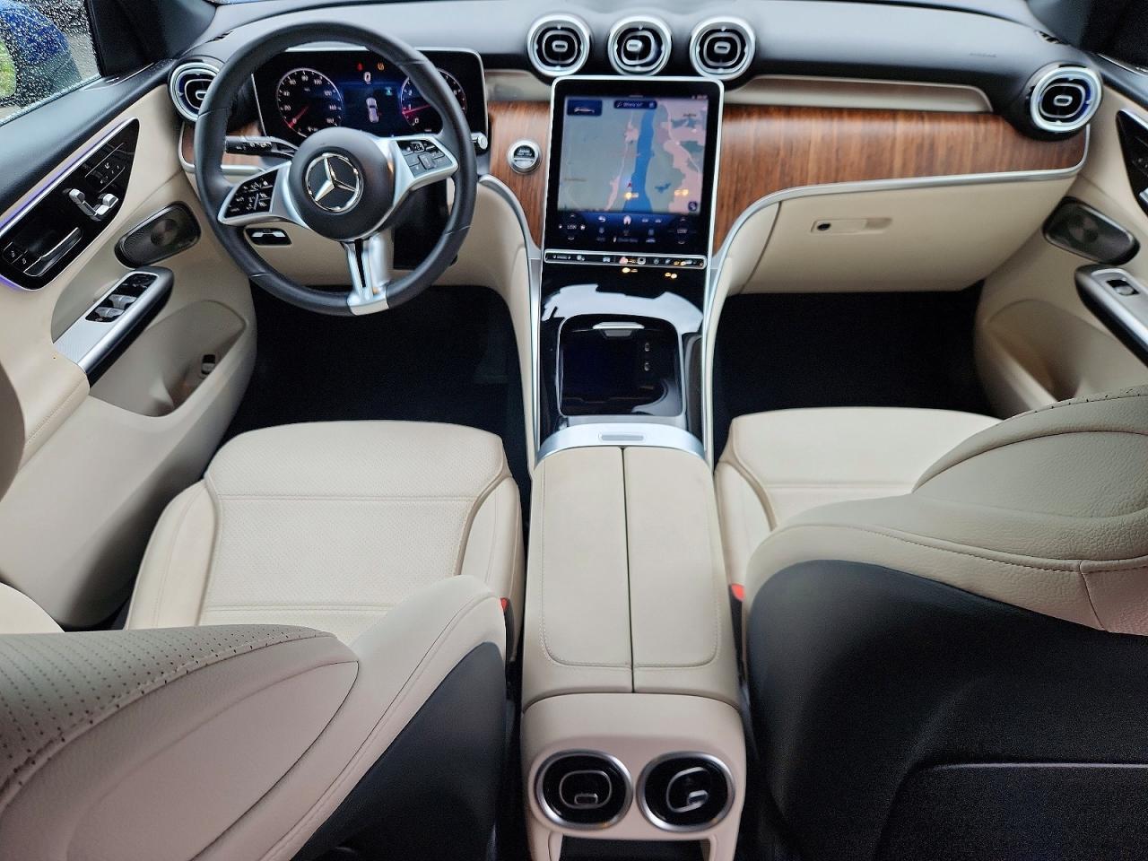 Salvage 2025 Mercedes-benz Glc 300 4matic