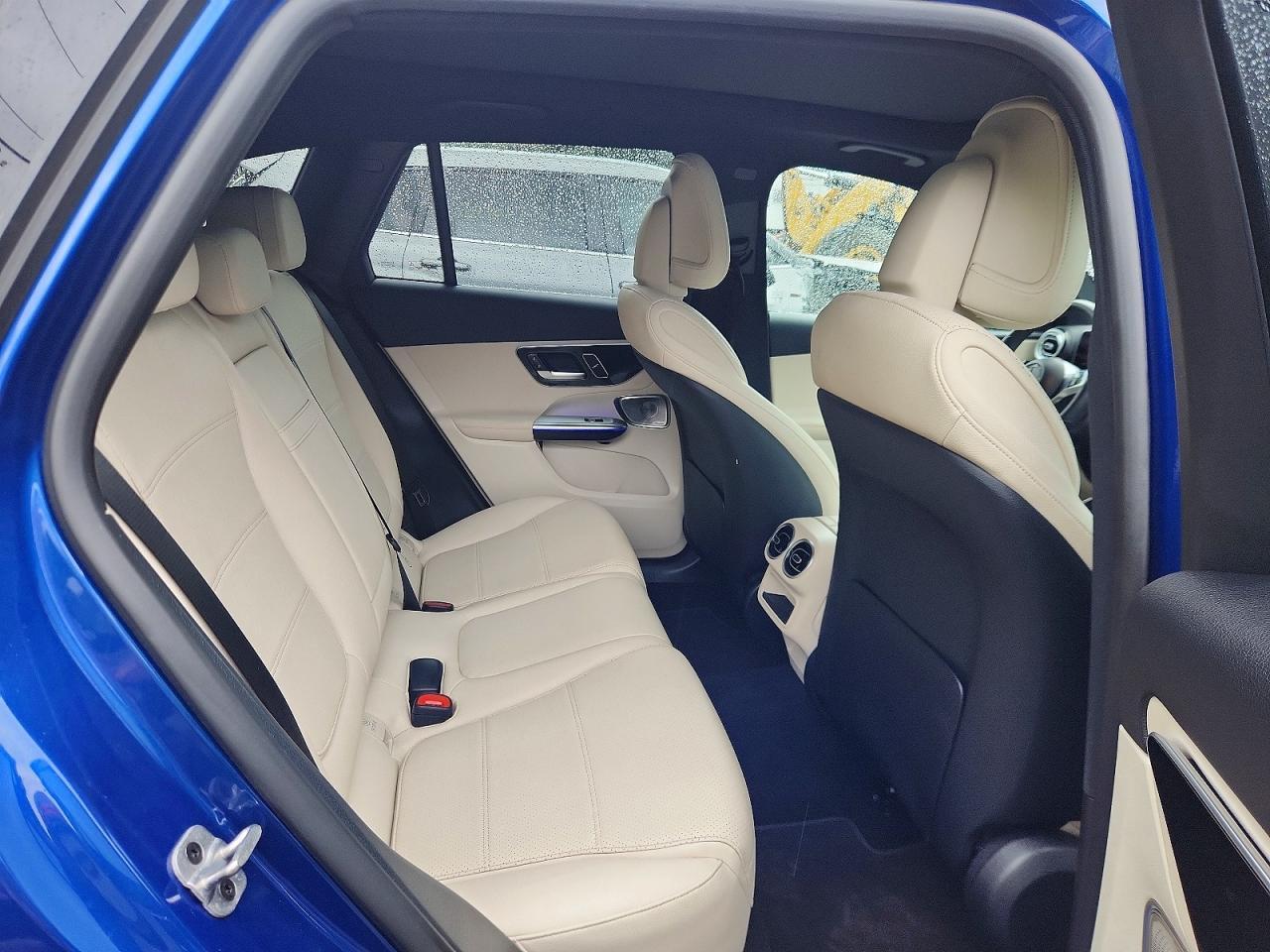 Salvage 2025 Mercedes-benz Glc 300 4matic