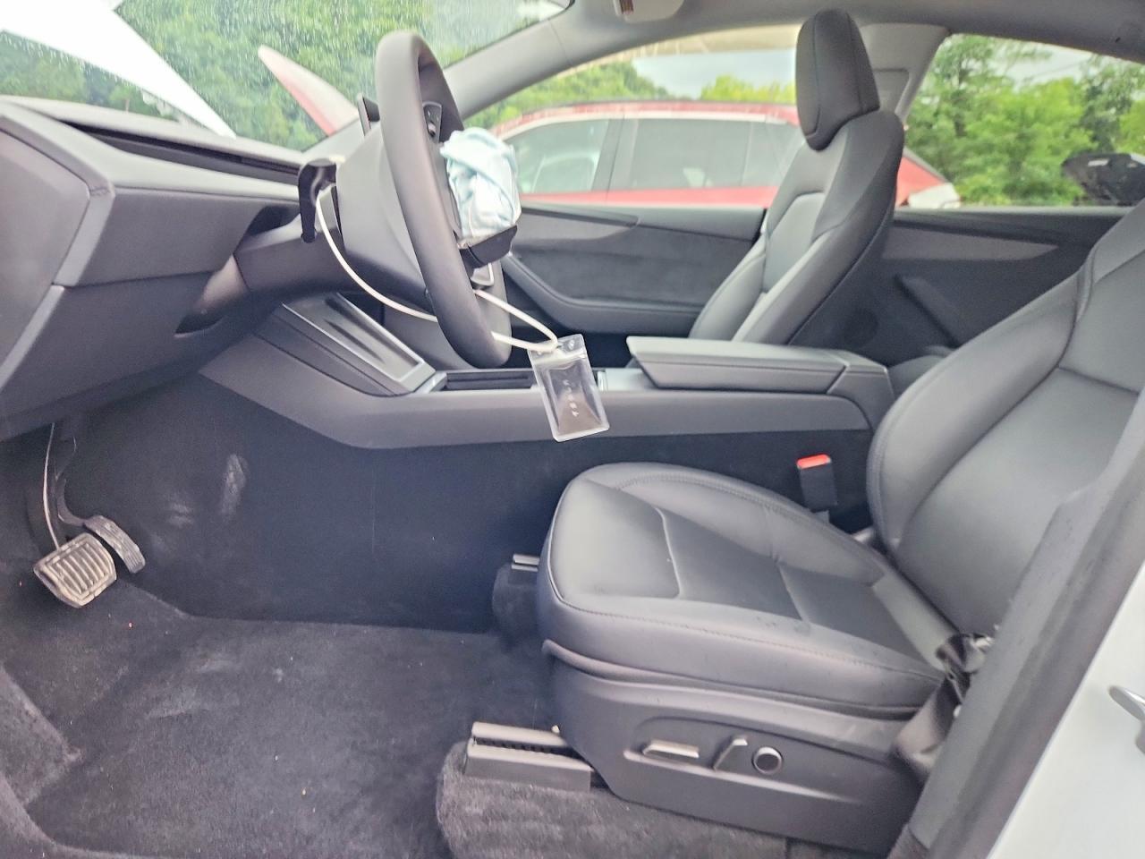Salvage 2026 Tesla Model Y 