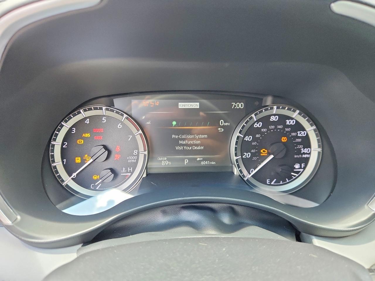 Salvage 2026 Toyota Highlander Xle