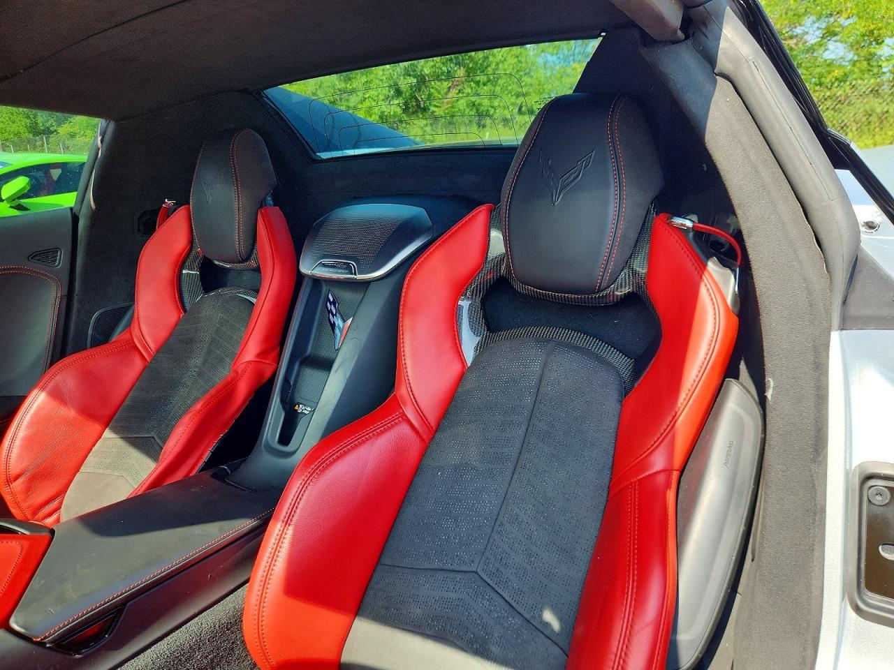 Salvage 2021 Chevrolet Corvette Stingray 3lt