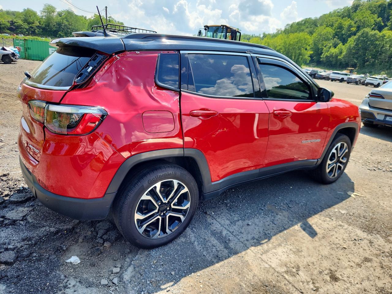 Salvage 2024 Jeep Compass Limited