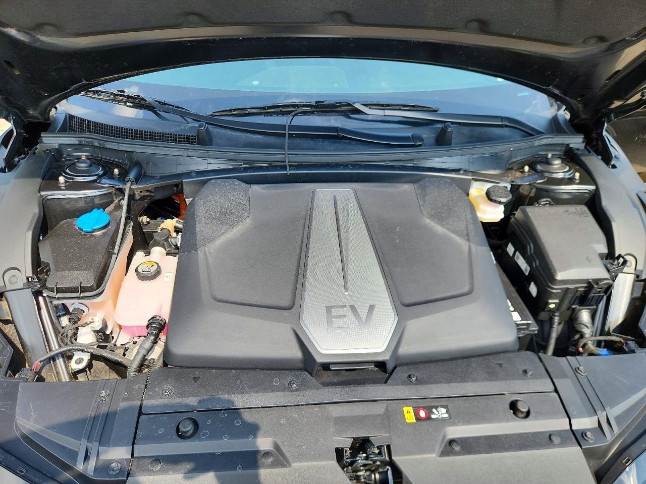 Salvage 2022 Kia Ev6 Wind