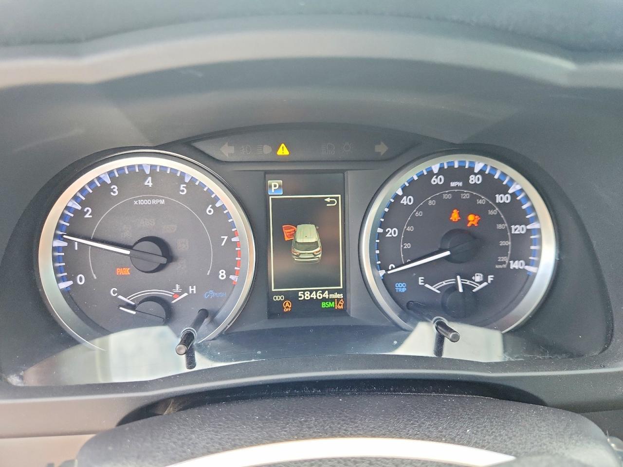 Salvage 2019 Toyota Highlander Le Plus
