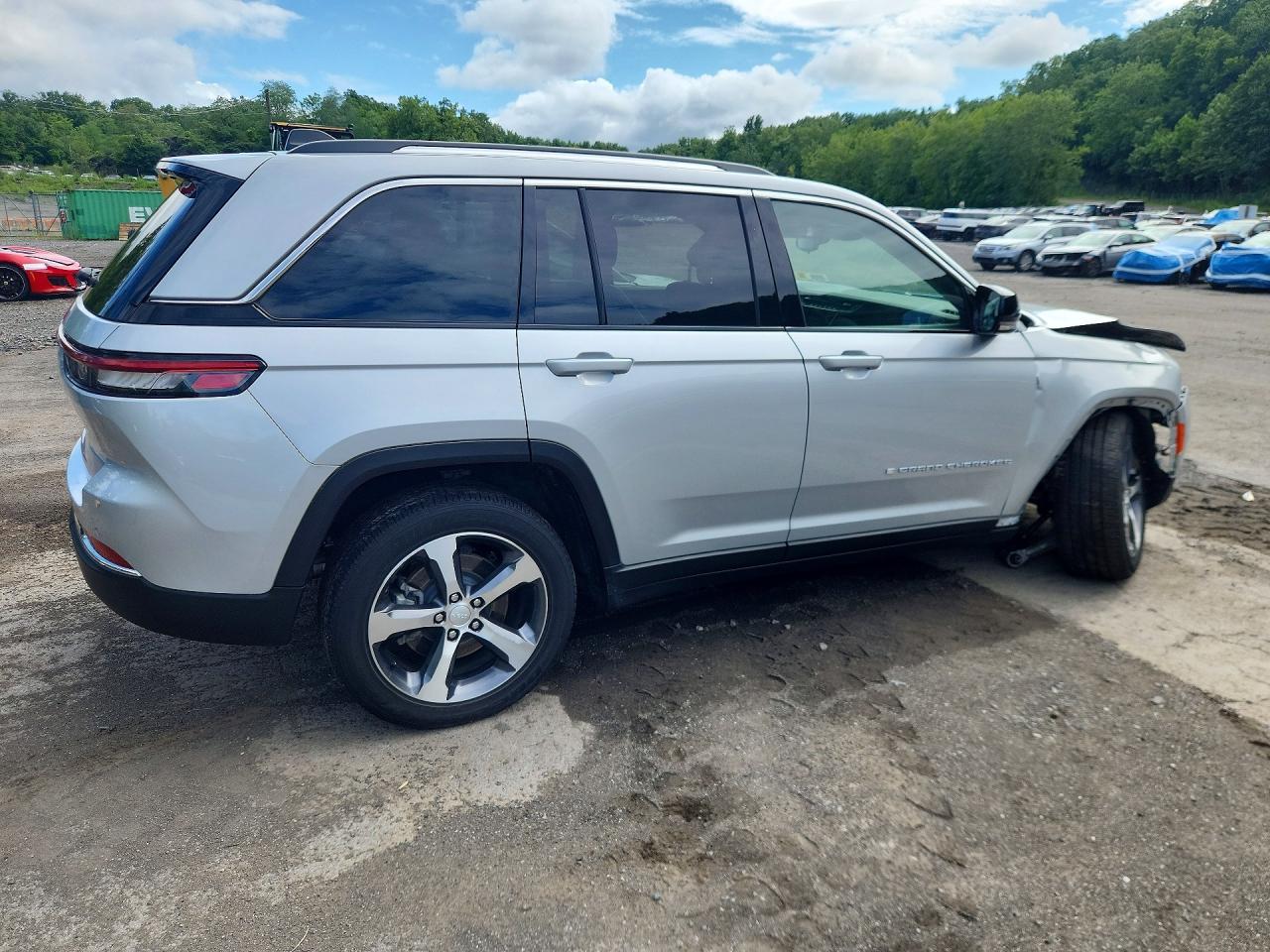 Salvage 2023 Jeep Grand Cherokee Limited 4xe
