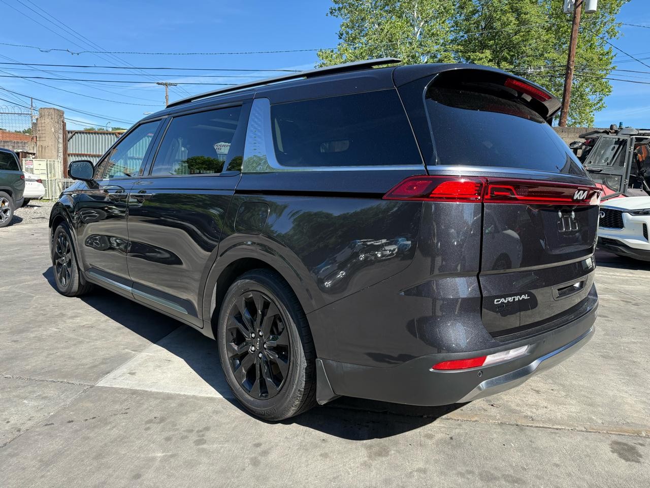 Salvage 2023 Kia Carnival Sx Prestige