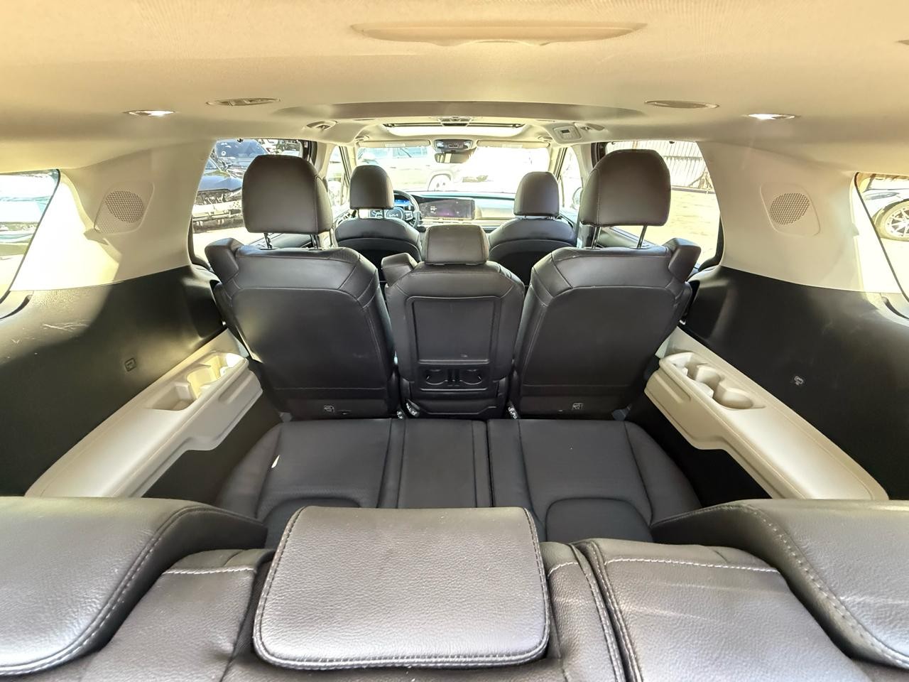 Salvage 2023 Kia Carnival Sx Prestige
