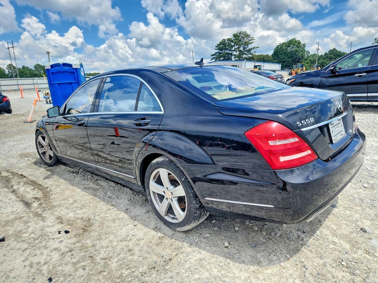 Salvage 2013 Mercedes Benz S 550 4matic