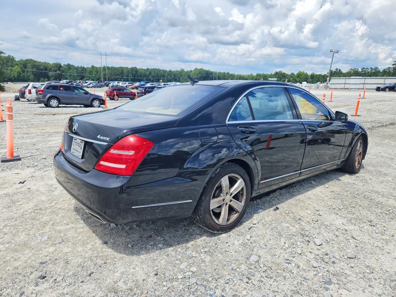 Salvage 2013 Mercedes Benz S 550 4matic