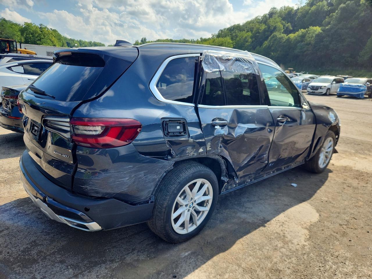 Salvage 2022 Bmw X5 Xdrive40i