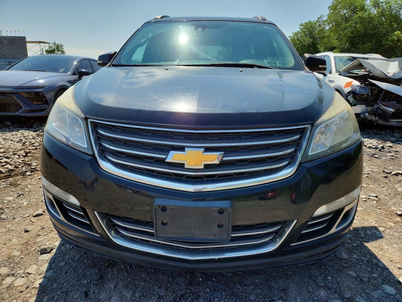 Salvage 2017 Chevrolet Traverse Premier